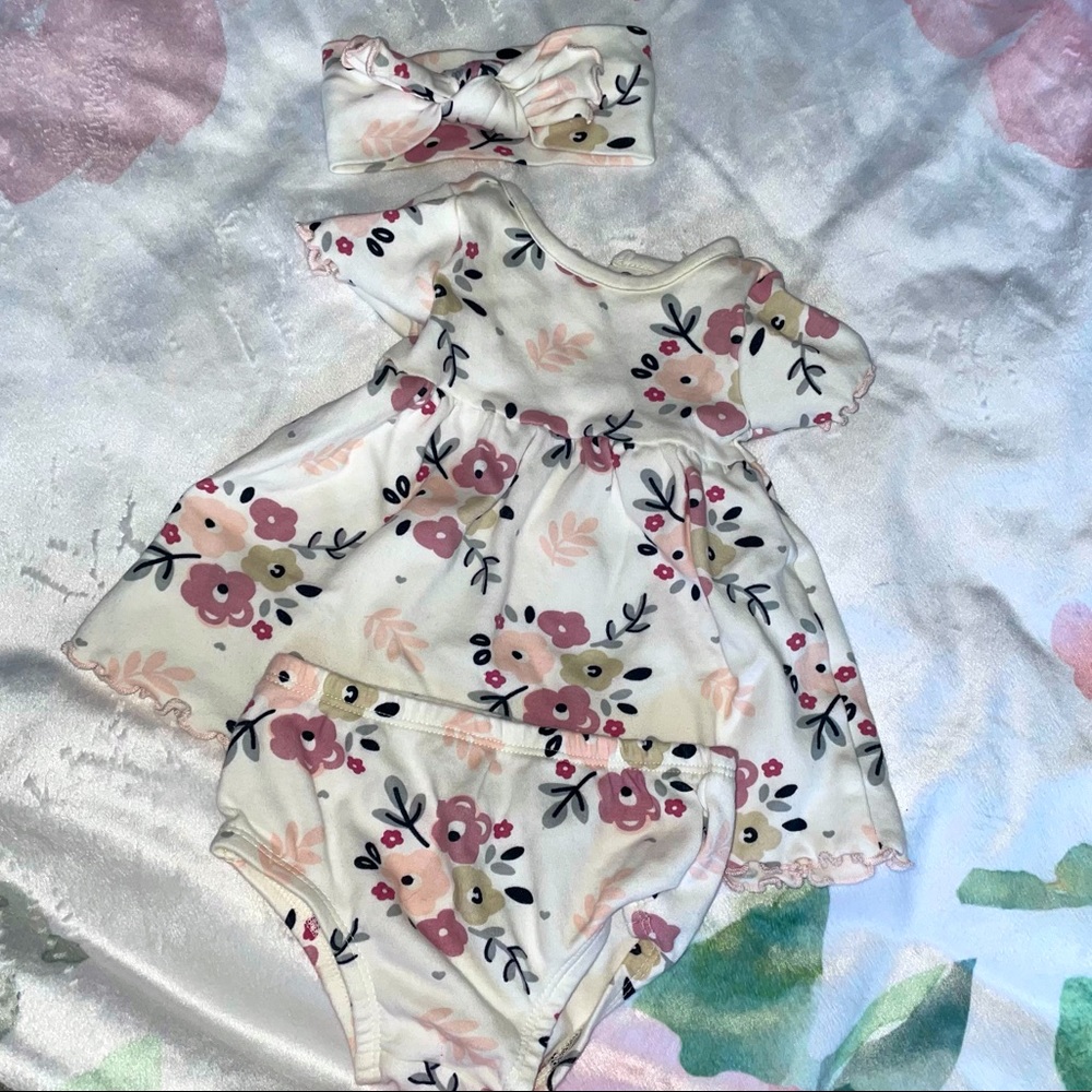 Baby girl dress matching set
